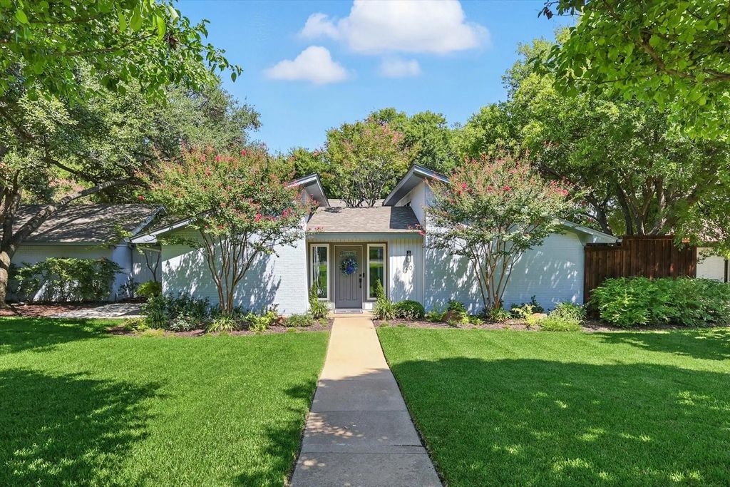 20 Legend Road, Benbrook