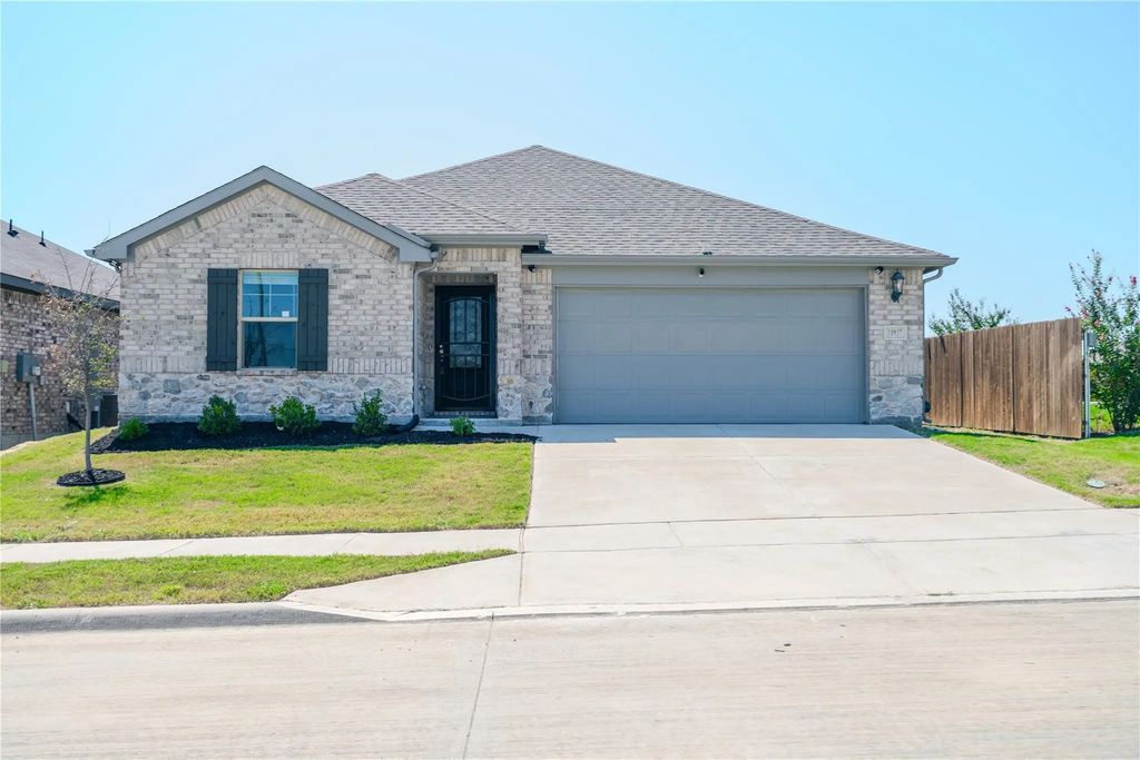10937 Elata Drive, Fort Worth