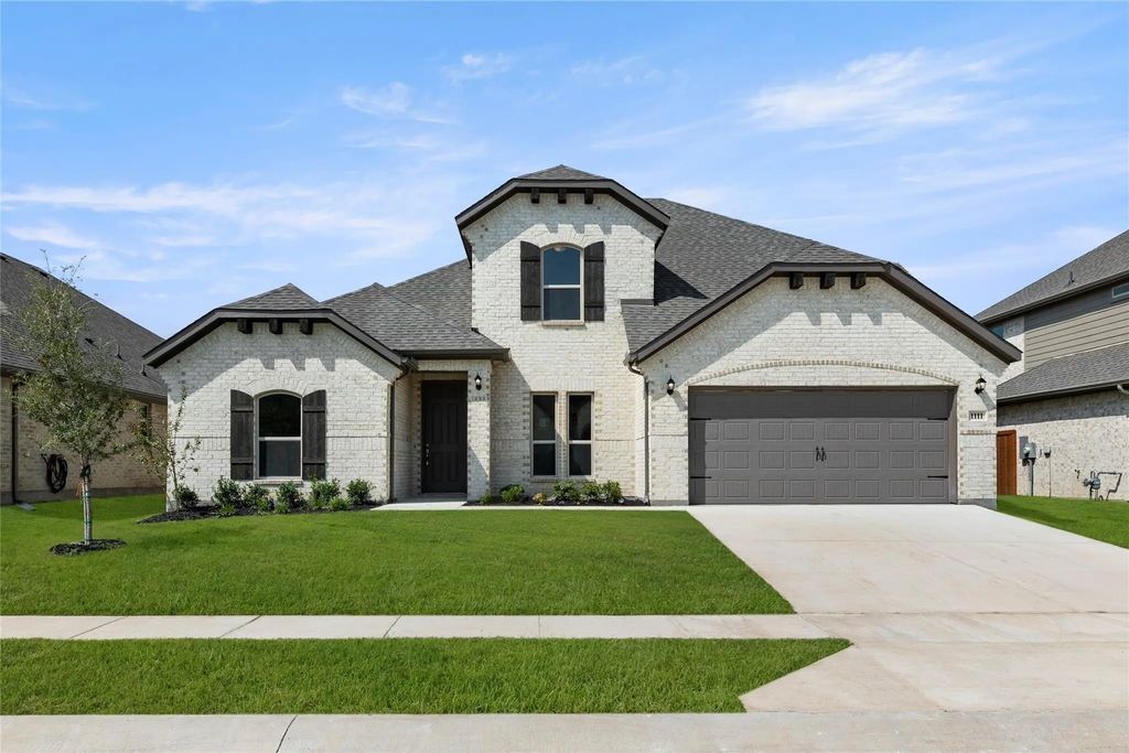 1111 Worthington Drive, Justin