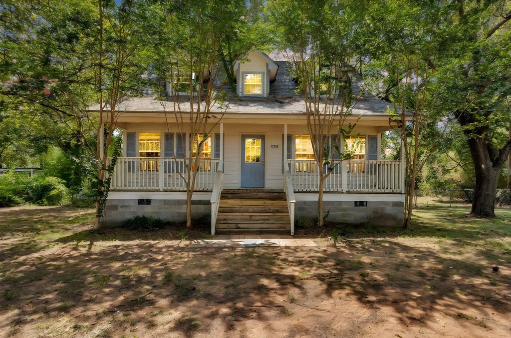 300 Bowden Circle, Burleson