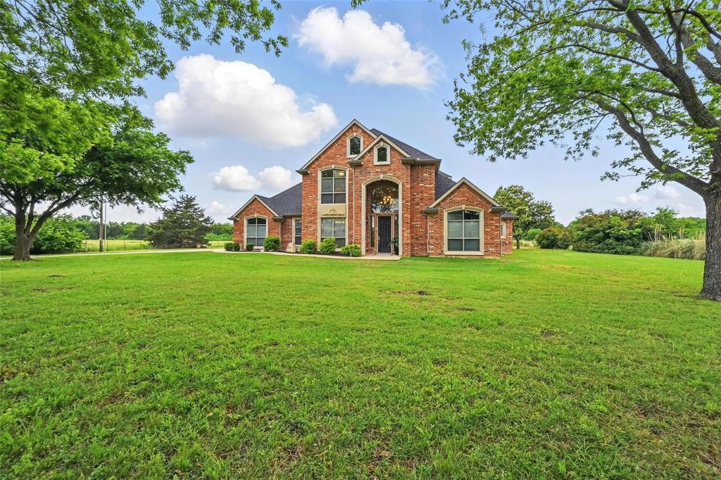 175 Robnett Road, Waxahachie