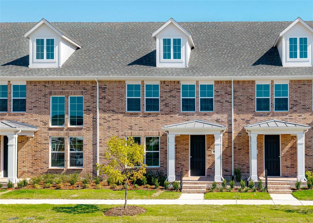 8828 Magnet Drive, Frisco