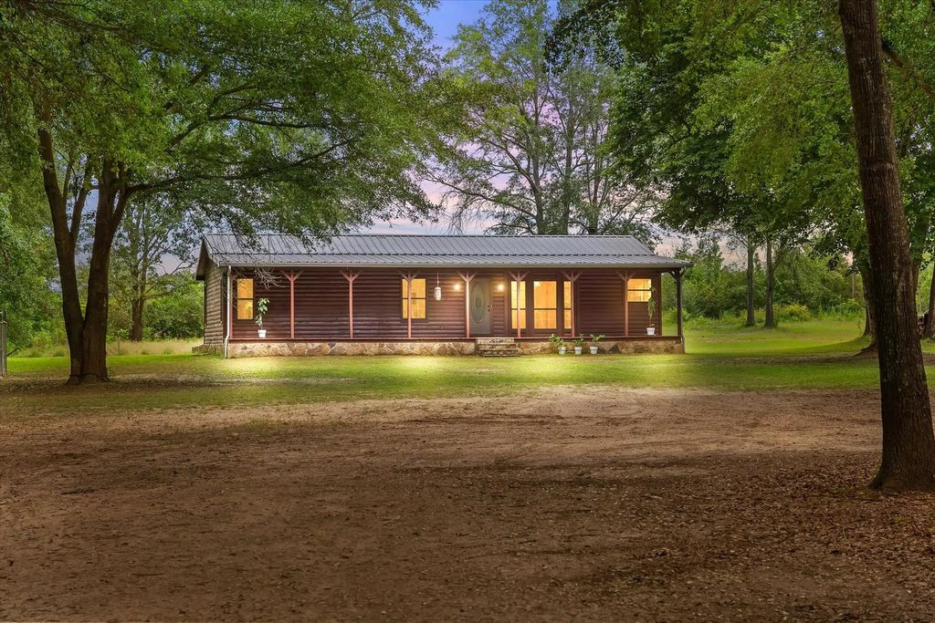 4904 Lemon Road, Big Sandy