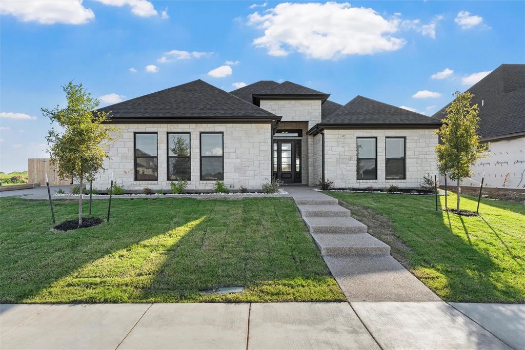 2131 Bond Street, Lorena