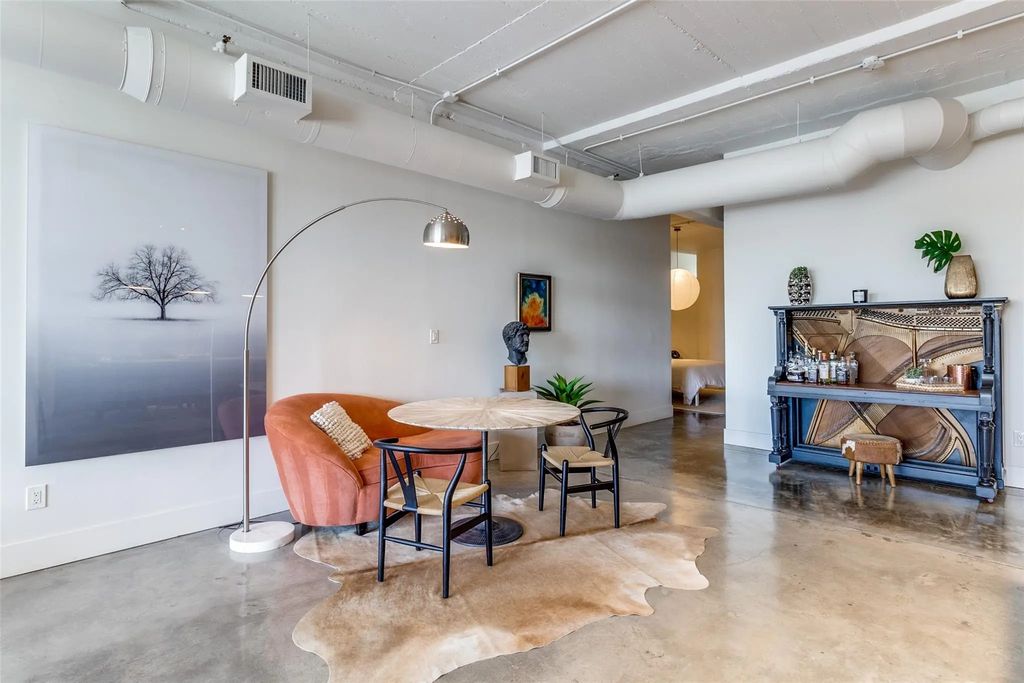 1122 Jackson Street 302, Dallas