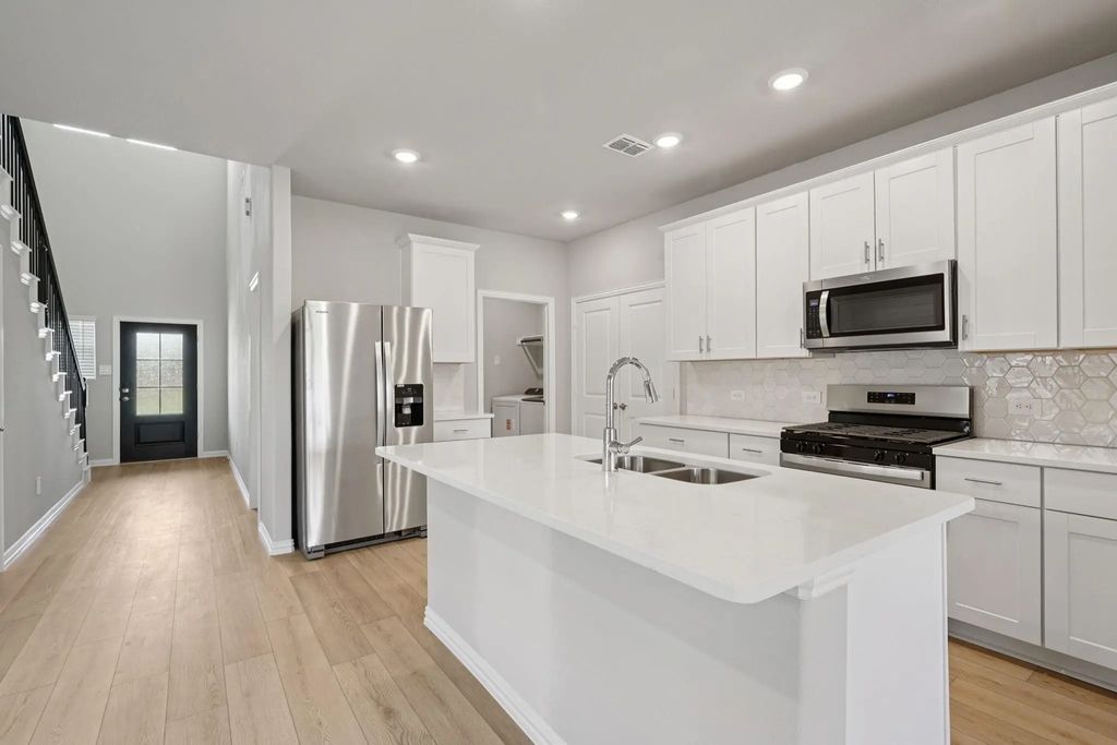 4215 Lavon Drive, Farmersville
