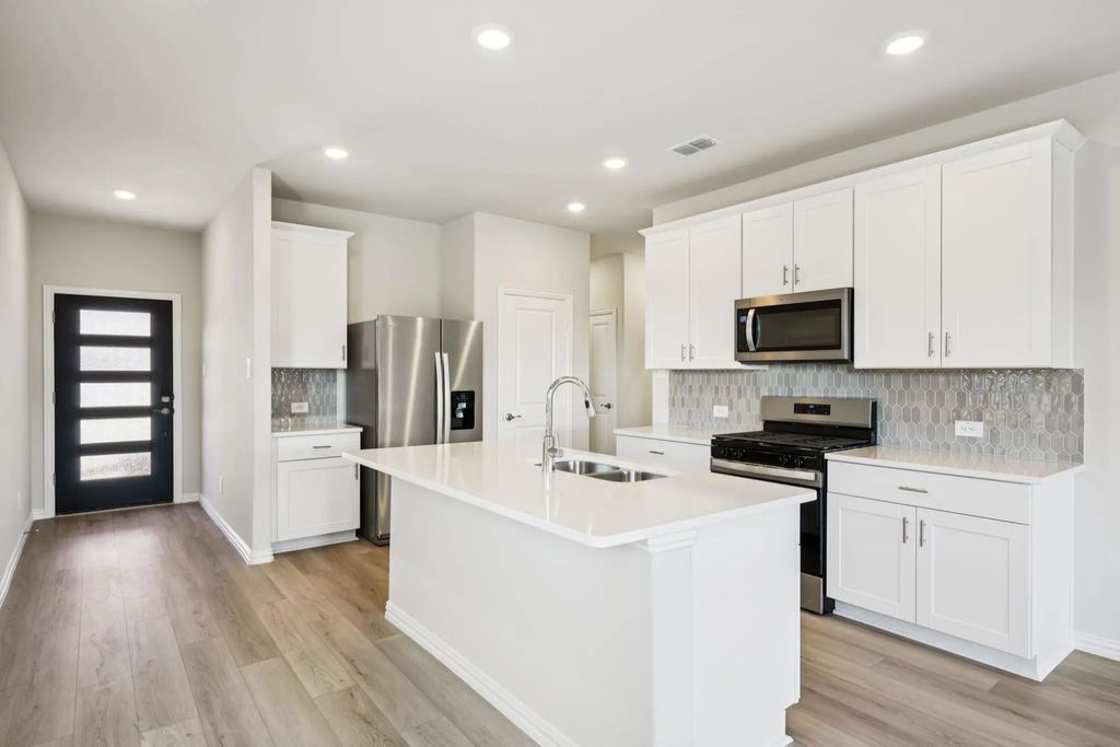 4211 Lavon Drive, Farmersville