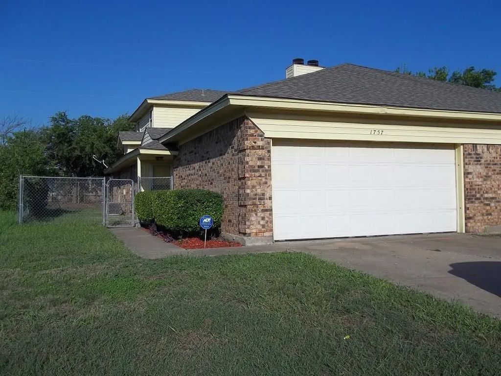 1757 Carrington Drive, Glenn Heights