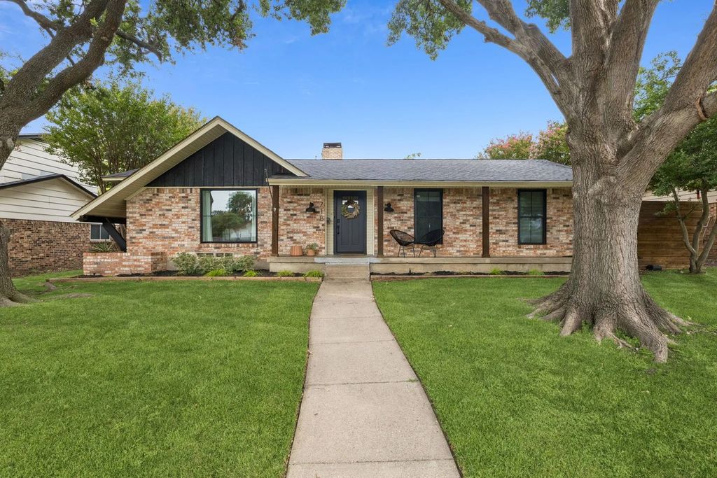 718 Brentwood Lane, Richardson