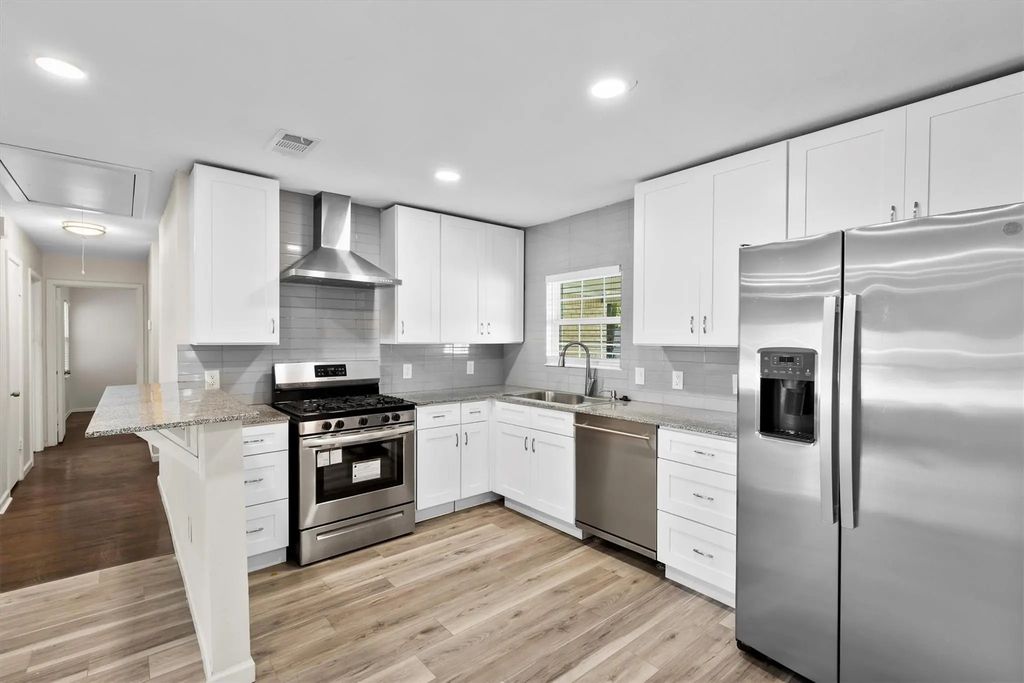 2530 Maverick Avenue, Dallas