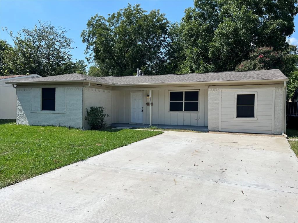 4329 Ridgedale Drive, Mesquite