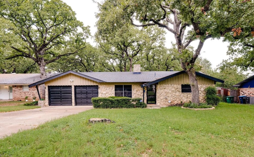 6721 Yolanda Drive, Fort Worth
