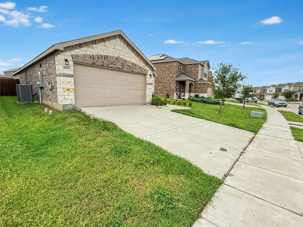 1413 Ganado Drive, Forney