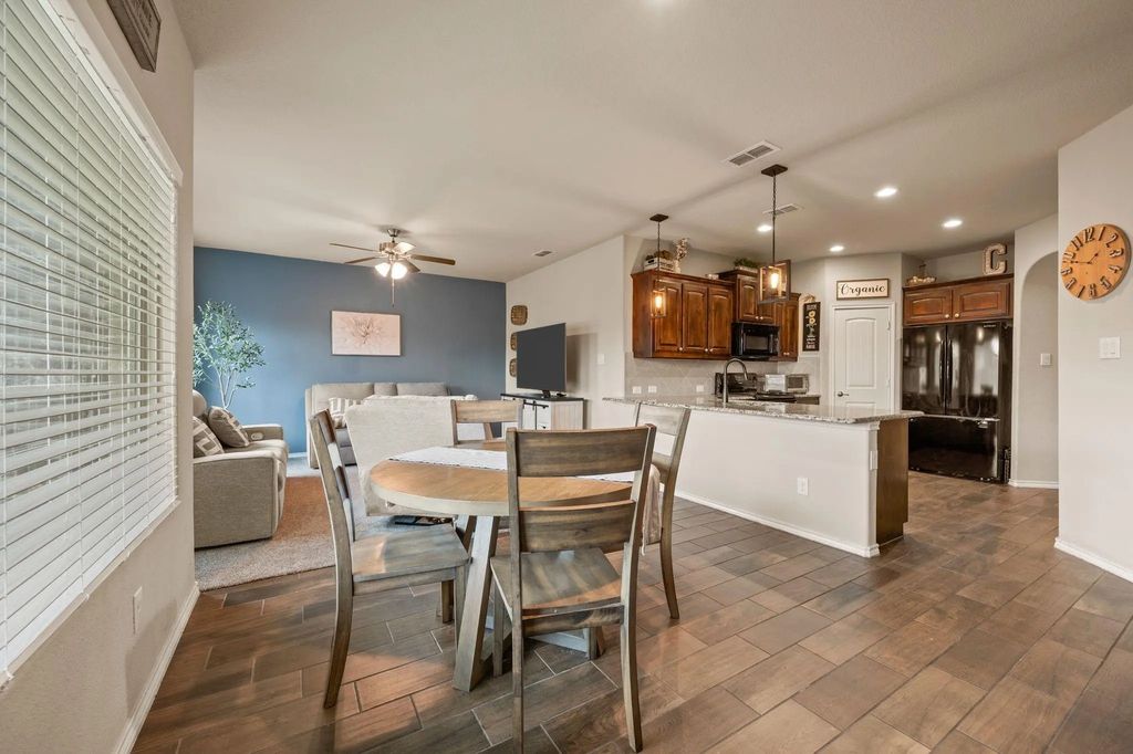 13864 Langston Lake Road, Fort Worth