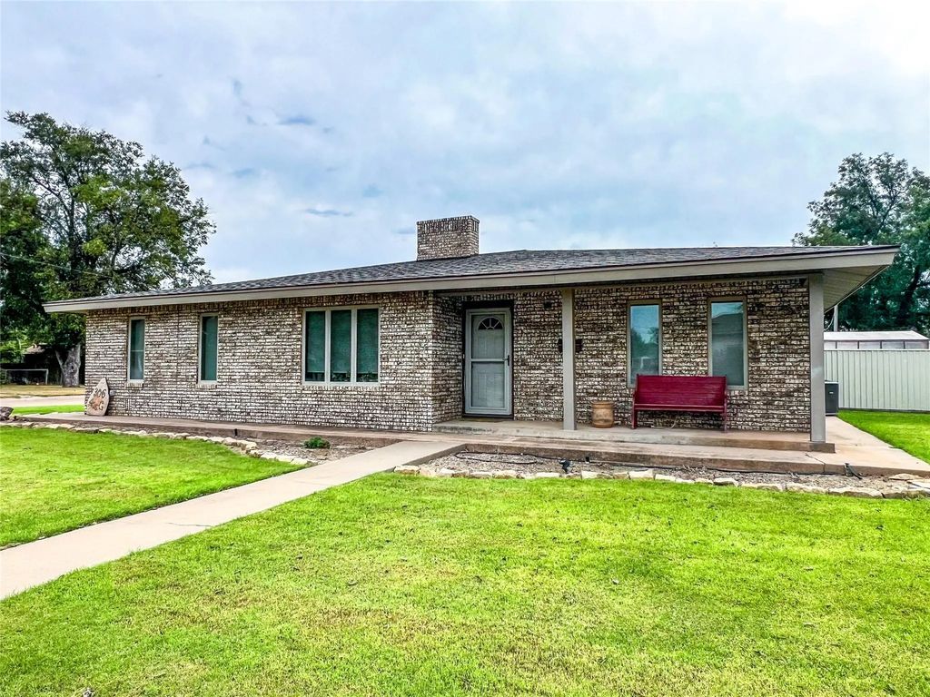 306 N Avenue G, Haskell