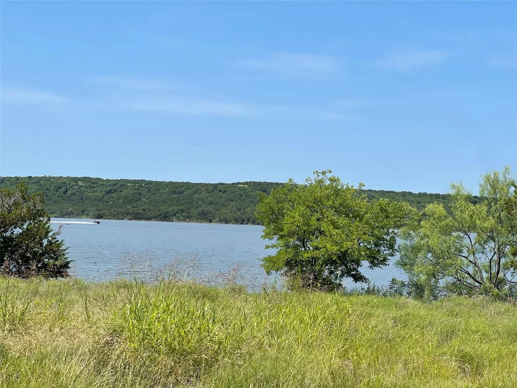 8237 County Road 300, Possum Kingdom Lake