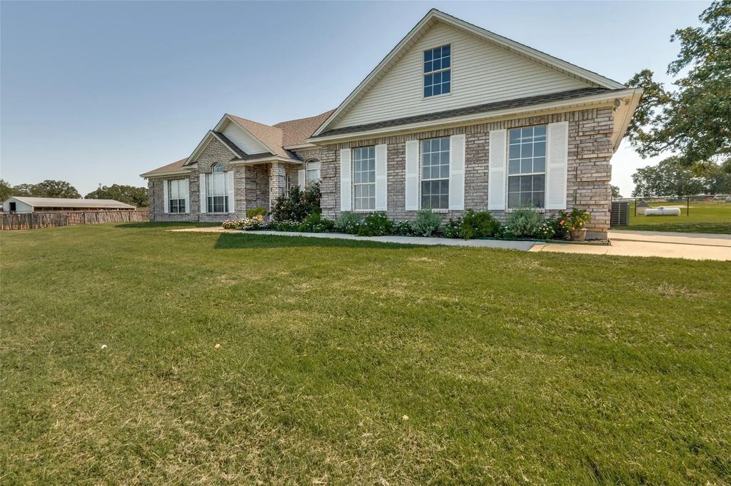 363 County Road 3198, Decatur