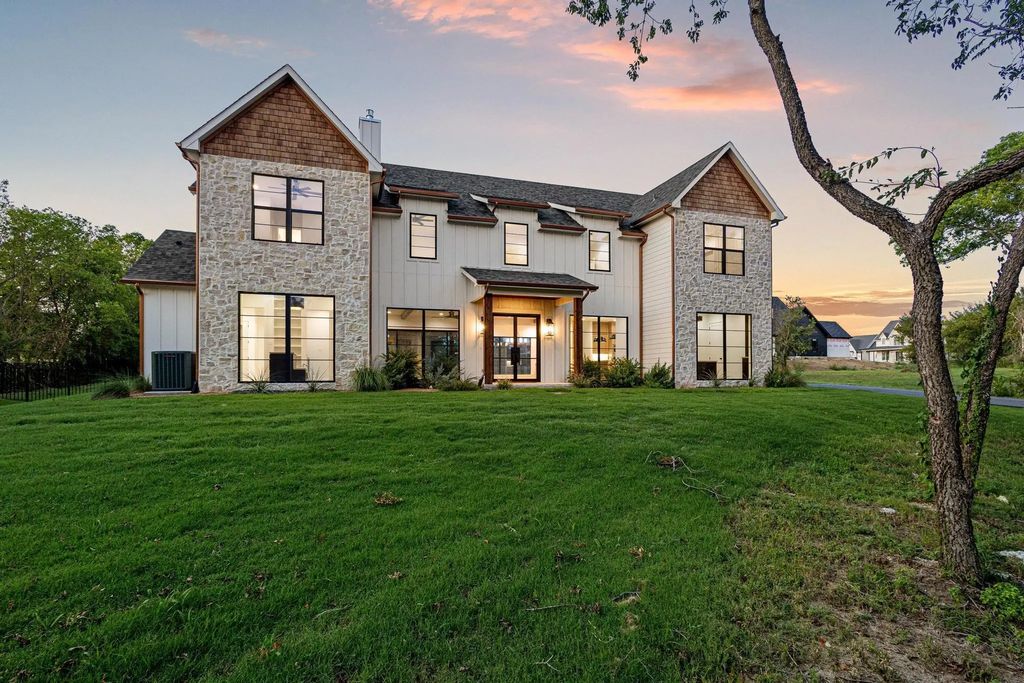 1229 Hunt Road, Gunter