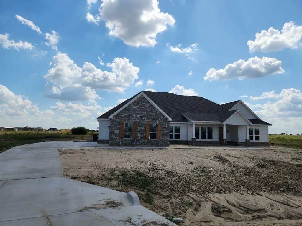 2312 Gypsum Street, Krum