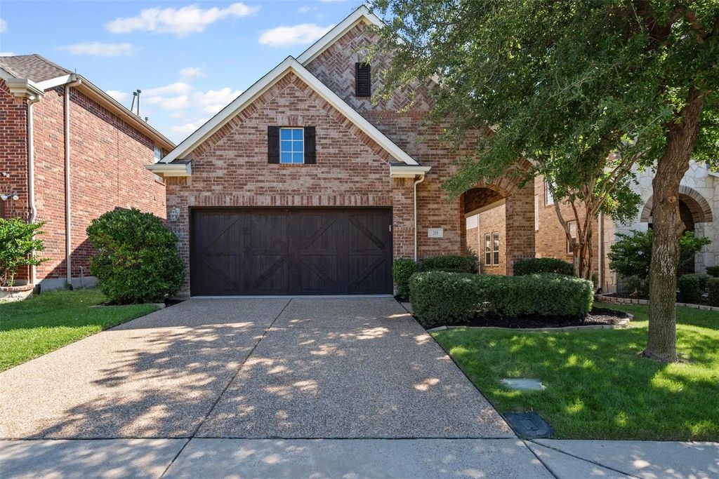 209 Chester Drive, Lewisville