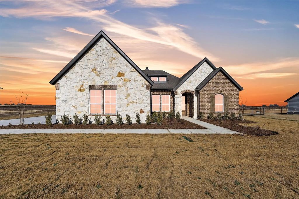 12420 Hornfels Drive, Krum