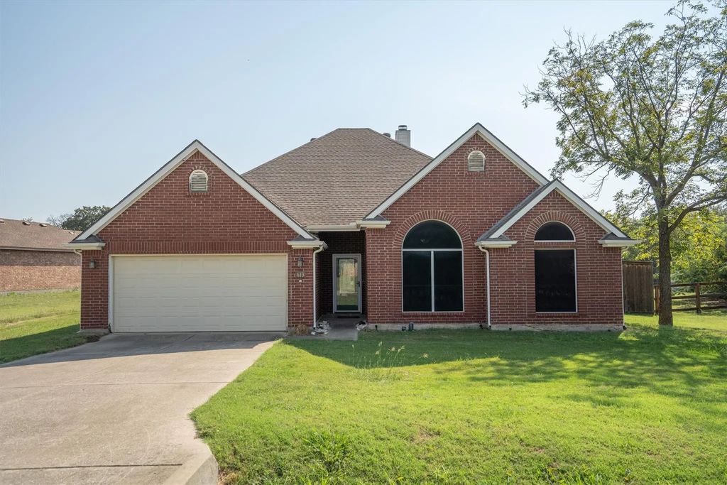 613 Charyl Lynn Drive, Argyle