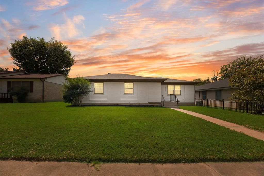 10038 Mesita Drive, Dallas
