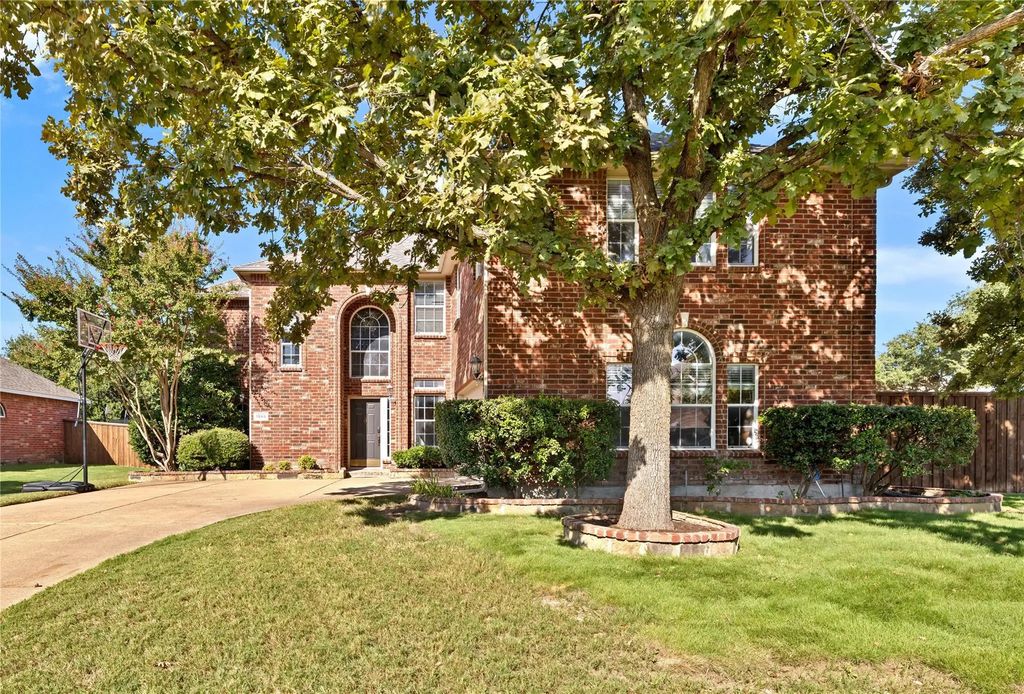 1585 Lost Creek Drive, Allen