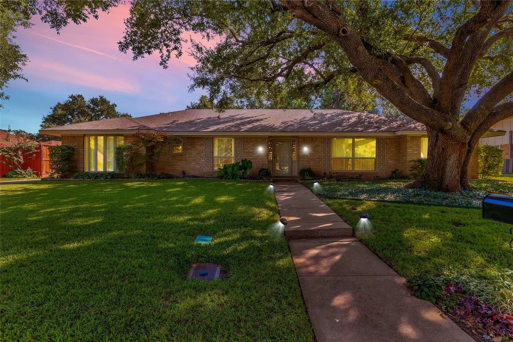 4255 Cadiz Drive, Fort Worth