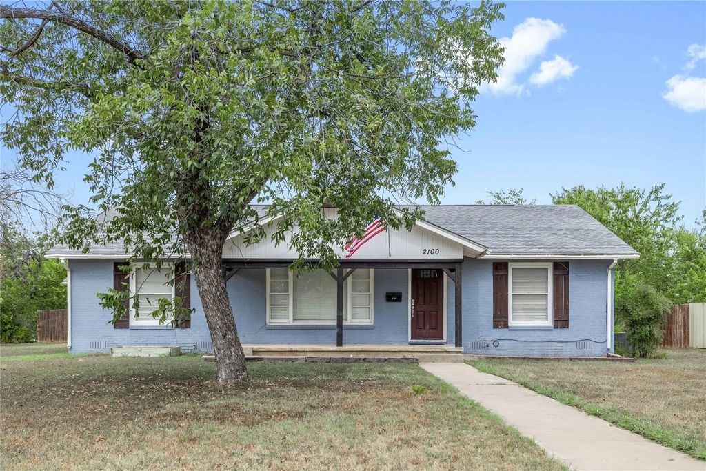 2100 Belmeade Avenue, Brownwood
