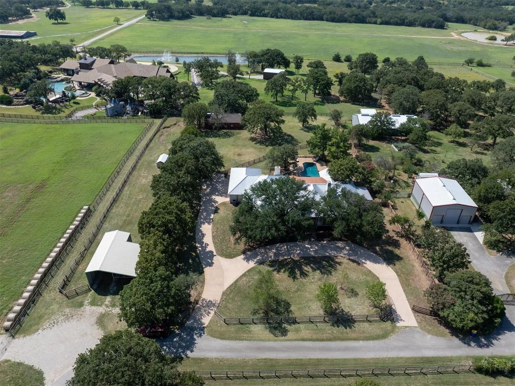 1485 Latigo Hills Road, Bartonville
