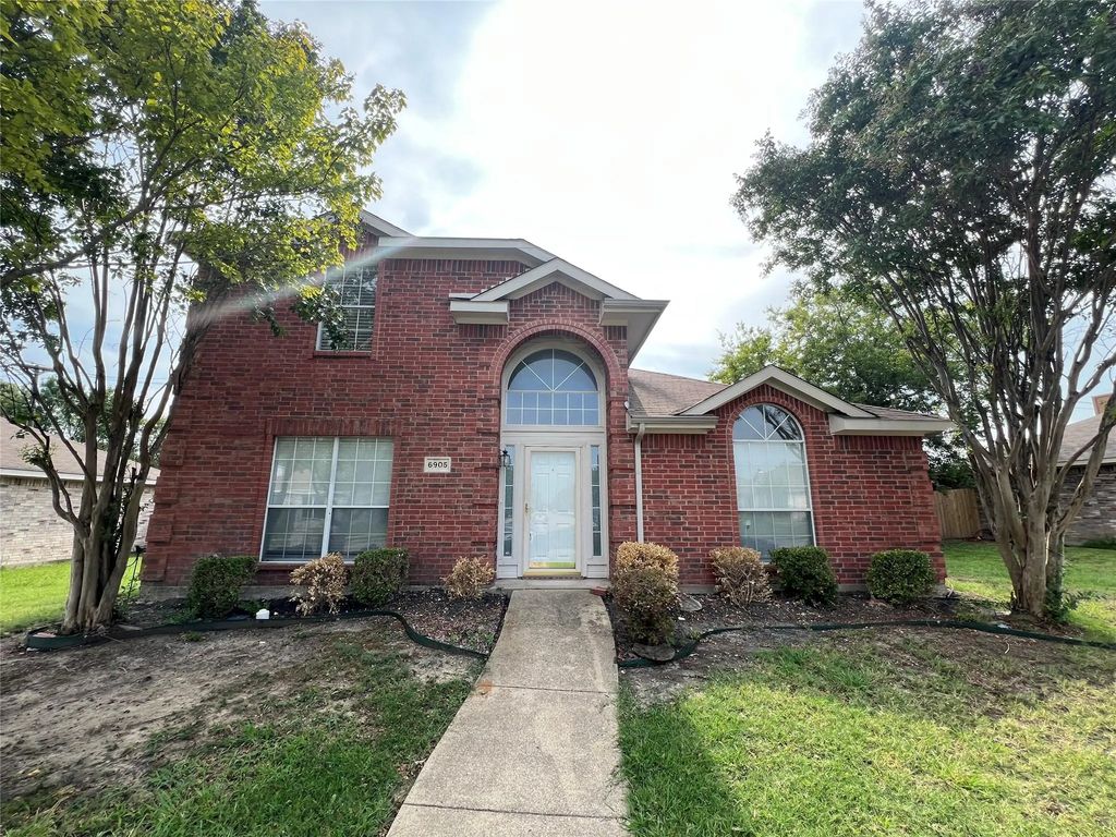 6905 Fairfield Drive, Rowlett