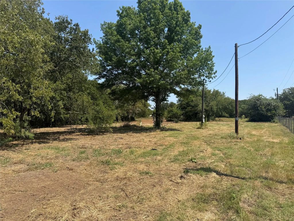 2308 Chickering Road, Cleburne