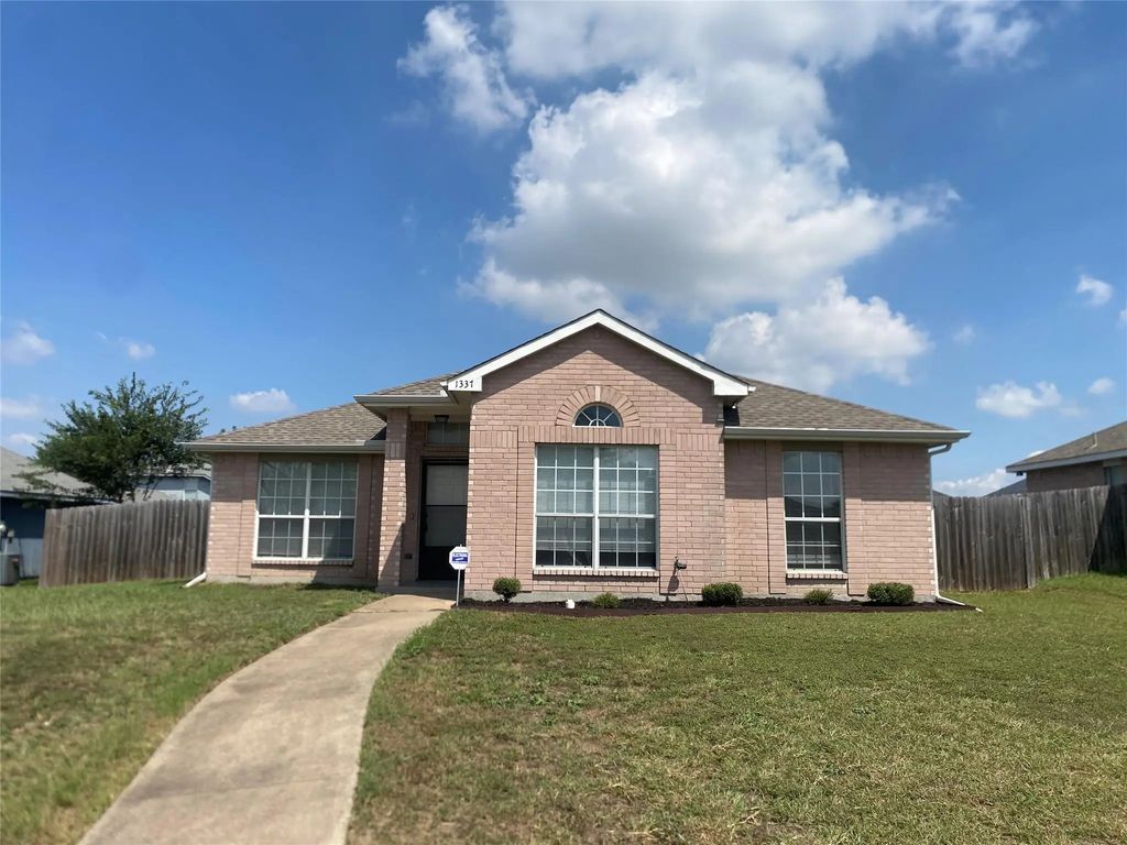 1337 Harvest Hill Lane, Lancaster