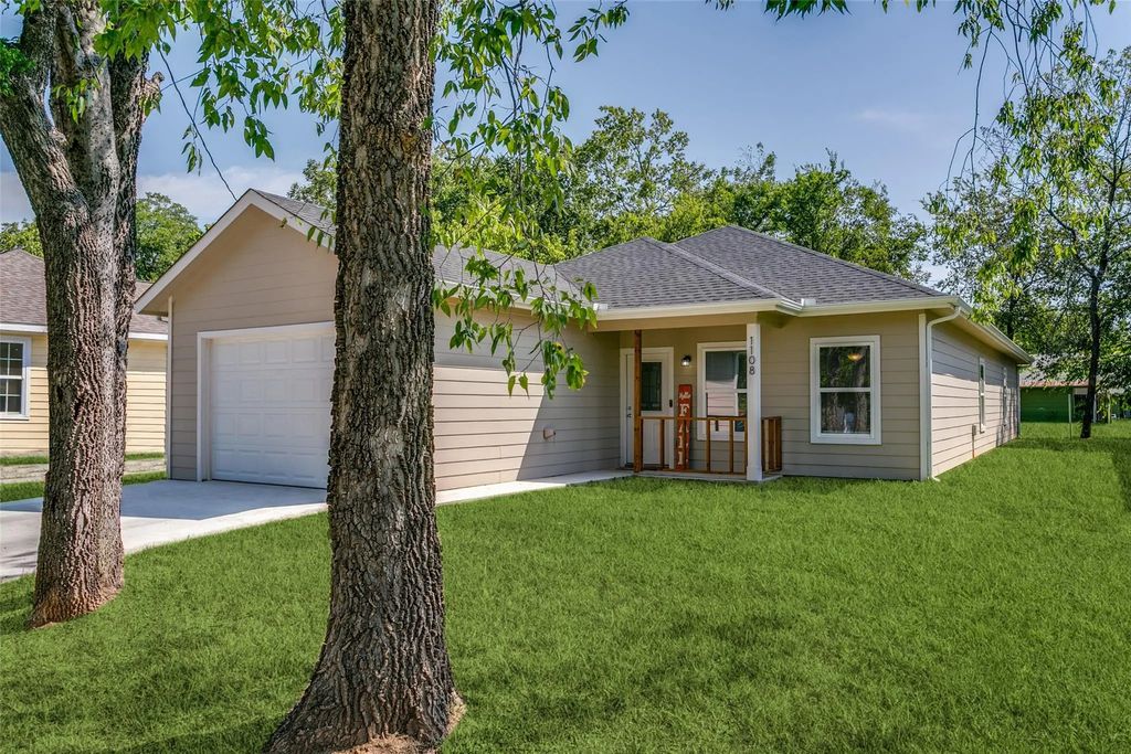 1108 S Morris Street, Gainesville