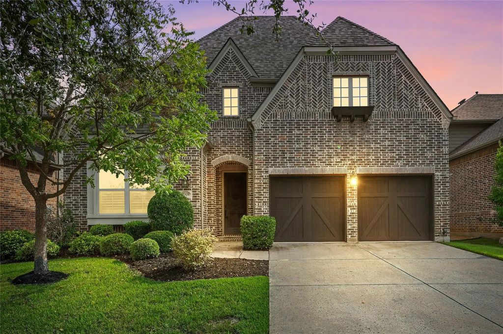 9328 Kaitlyn Court, Lantana