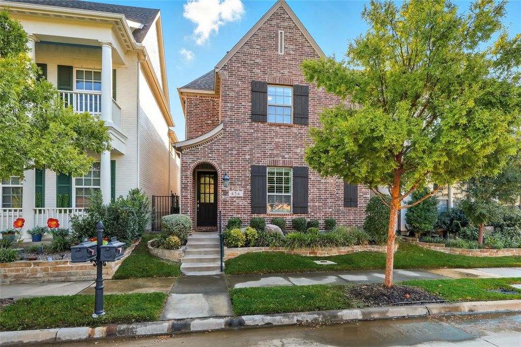 454 Loma Alta Drive, Flower Mound