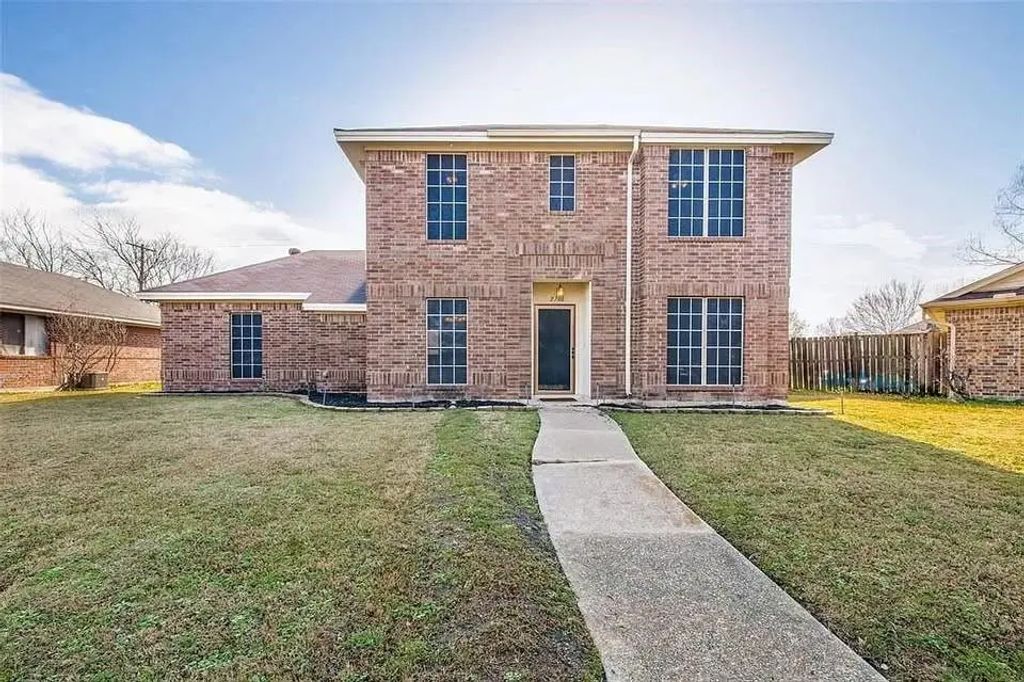 2700 Cornell, Rowlett