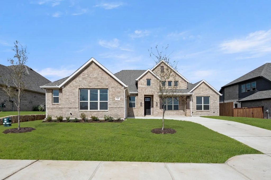 725 Carriage Hill Road, Midlothian