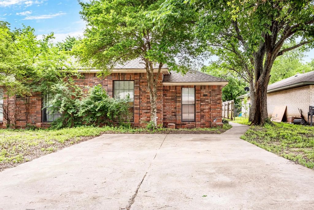1242 Misty Lane, Duncanville