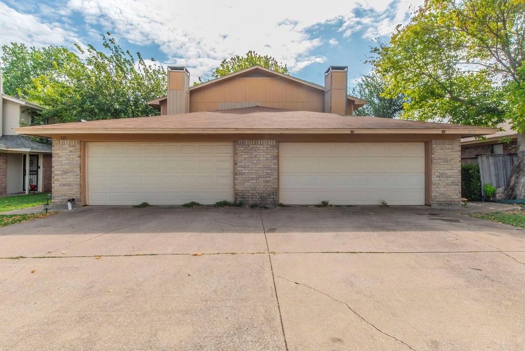 521-523 S Las Vegas Trail 521-523, White Settlement