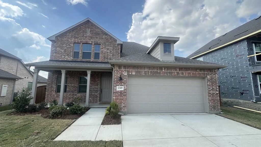 1309 Parkdale Street, Forney
