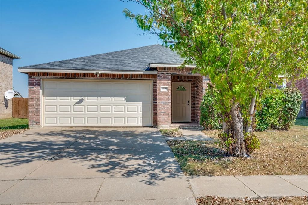 8119 Lost Canyon Trail, Arlington