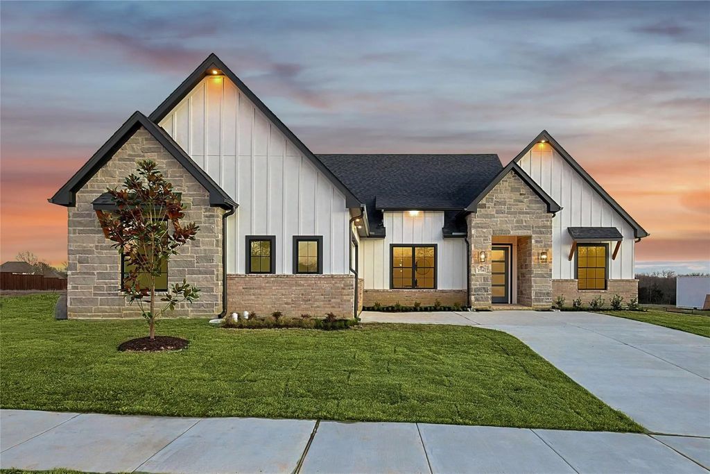 2710 Stonecrest Drive, Sherman