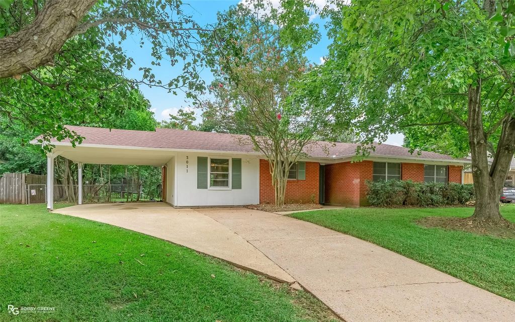 3011 W Cavett Drive, Shreveport