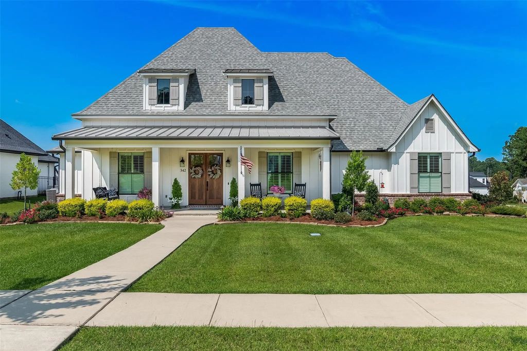 342 Rosedown Lane, Stonewall