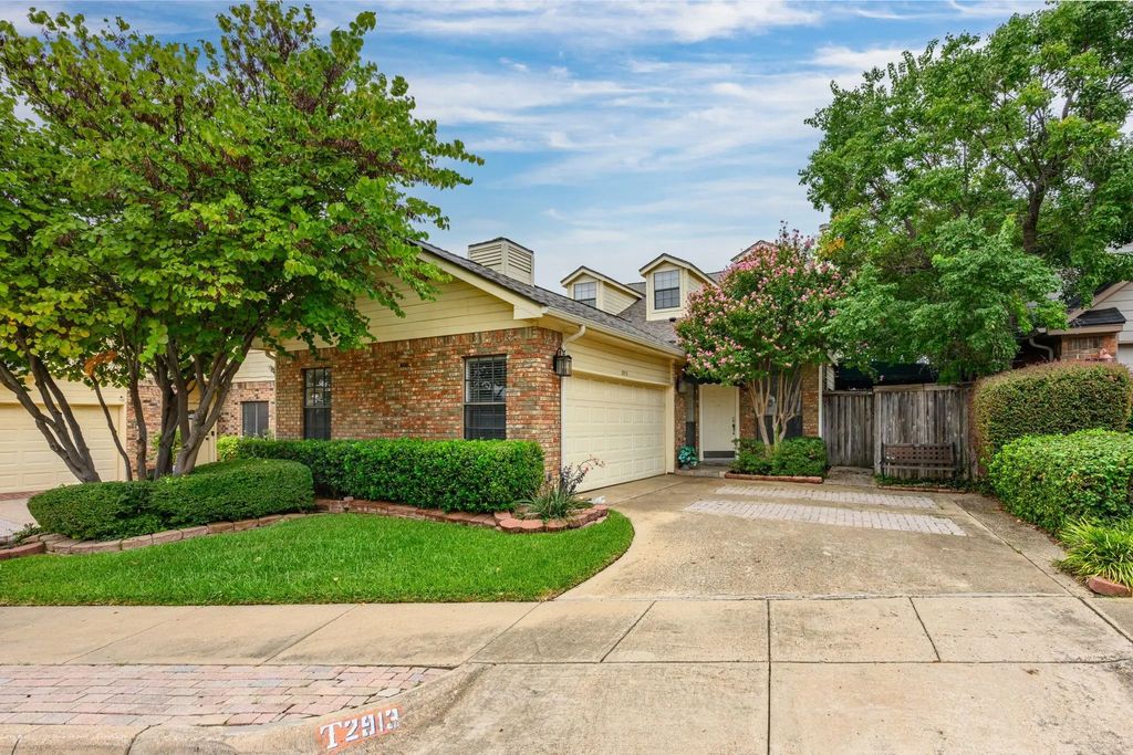 2913 Matterhorn Drive, Bedford