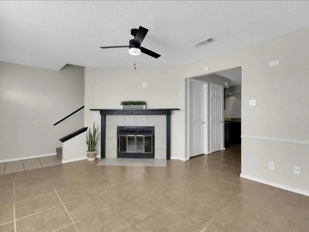 1005 Vedral Place, Cedar Hill