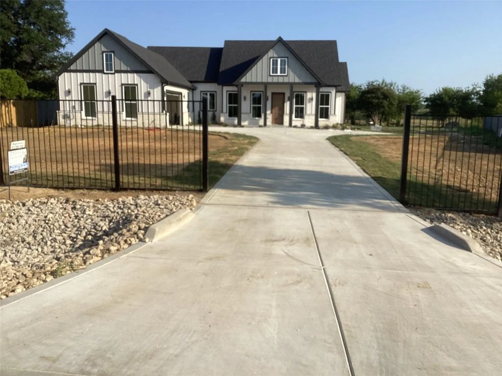 5160 Redbird Trail, Midlothian