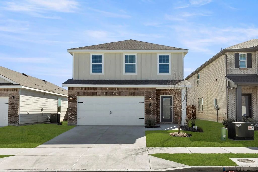 512 Merced River Lane, Anna